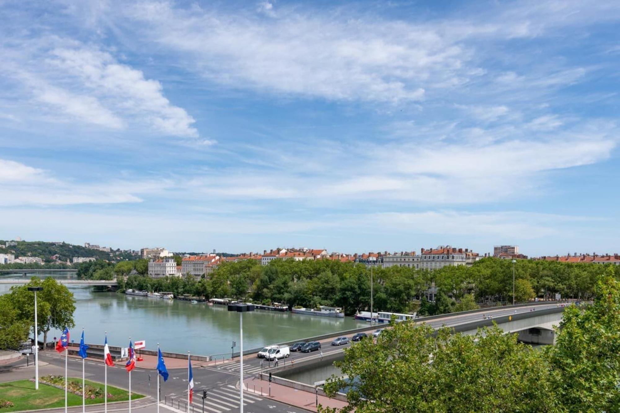 Le Central Rhone 2 - Vue Grandiose - ลียง ภายนอก รูปภาพ